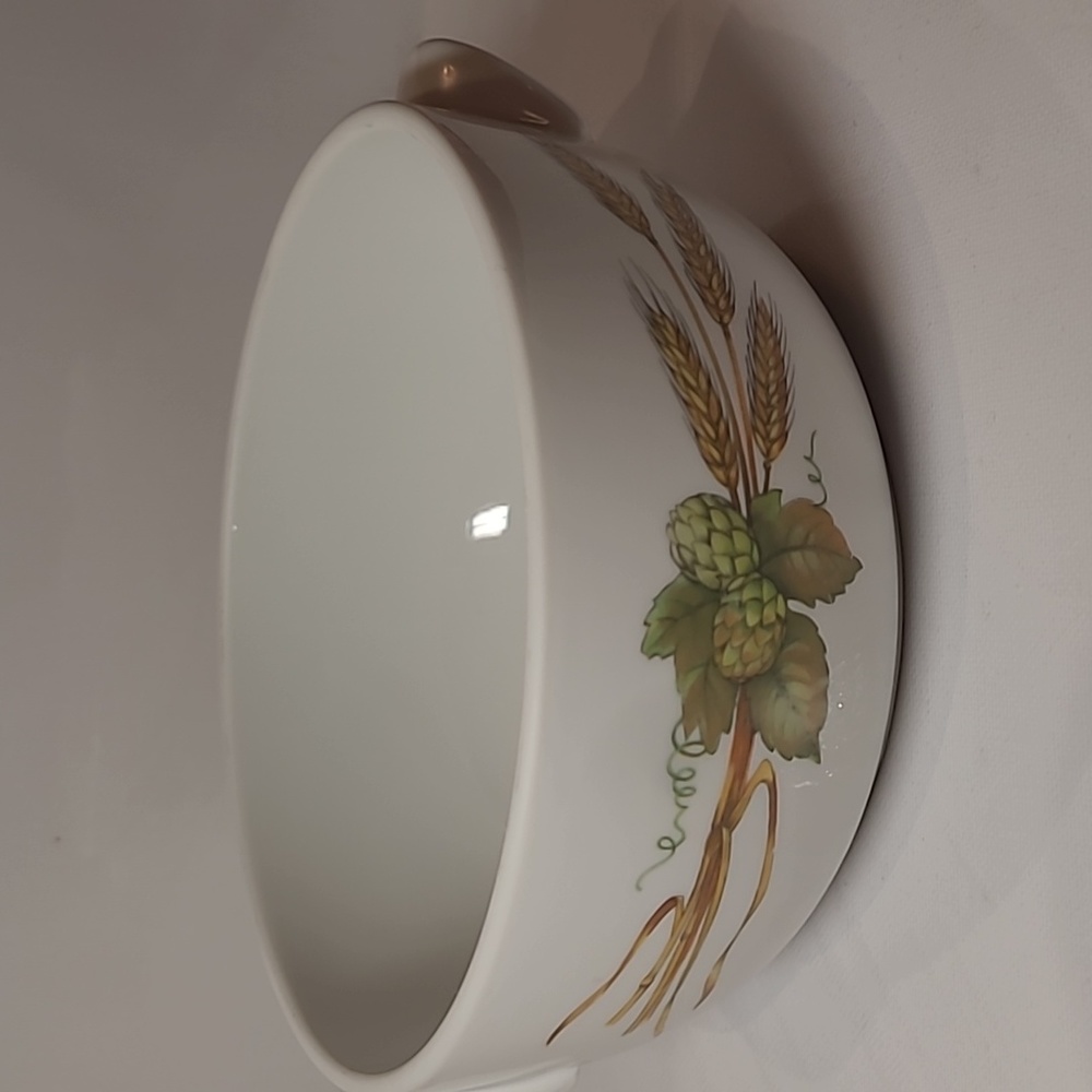 Vintage Royal worcester 1961 Evesham'M' compliments of the genius bowl